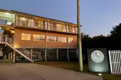 Yamba Views Accommodation - Accommodation Georgetown 0