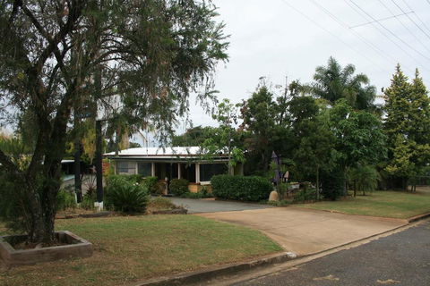 Yarraman Gardens Motel Queensland - Accommodation Georgetown 2