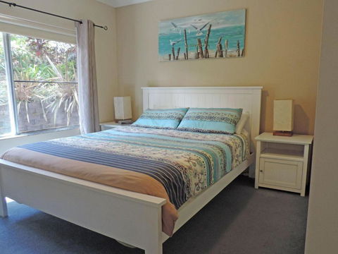 Adriana 3 Unit With A Backyard - Accommodation Georgetown 1