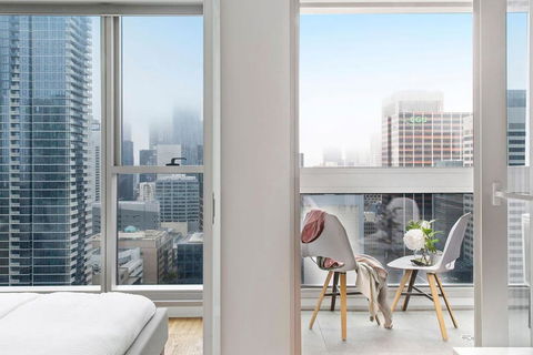 A Chic & Lovely 2BR Apt CBD With City Views - Accommodation Georgetown 4