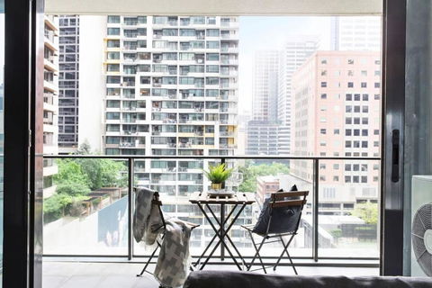 A Cozy 2BR Apt Opposite Southern Cross Station - Accommodation Georgetown 1
