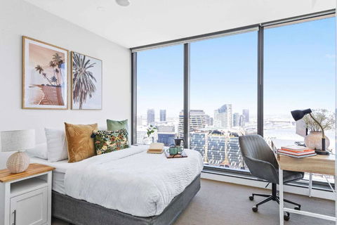 A Cozy 2BR Apt With Harbour Views And FREE Parking - Accommodation Georgetown 3