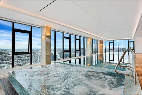 A Cozy 2BR Apt With Panoramic Views FREE Parking - Accommodation Georgetown 2