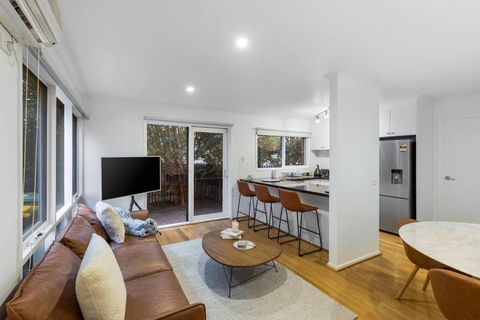 A Home Away From Home In Geelong - Accommodation Georgetown 0