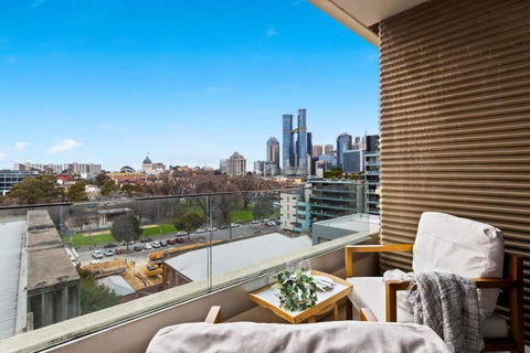 A Lux 2BR Apt Next To Melbourne Uni FREE Parking - Accommodation Georgetown 1