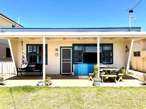 A Magic Shack - Relax, Recharge, Frolic & Fish - Accommodation Georgetown 0