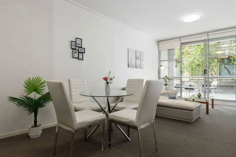 A Modern & Comfy Studio Next To Darling Harbour - Accommodation Georgetown 3