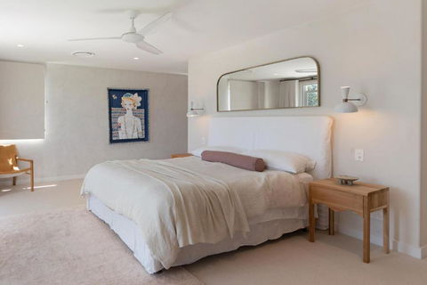 A Slice Of Paradise, Newly Transformed Avalon House With Breathtaking Views - Accommodation Georgetown 4