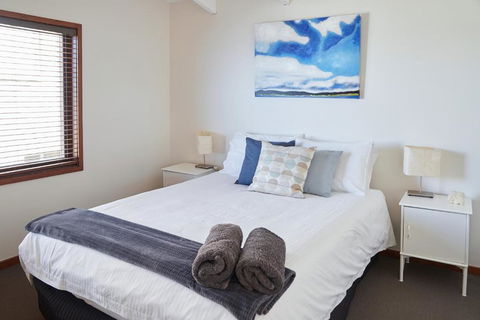 A Stones Throw At Mollymook Beach - Accommodation Georgetown 4