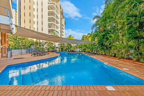 A Waterview Oasis On The Esplanade With Pool - Accommodation Georgetown 0