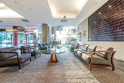 A Waterview Oasis On The Esplanade With Pool - Accommodation Georgetown 3