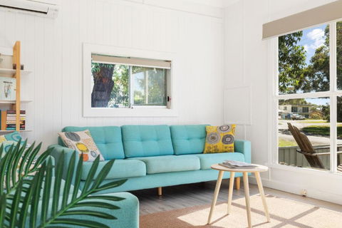 Abode Callala Beach Jervis Bay - 100m To Beach! - Accommodation Georgetown 3