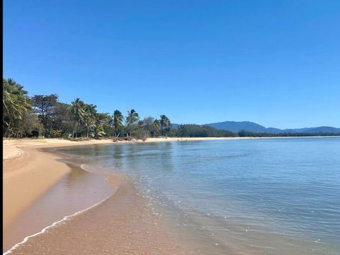 Absolute Beach Front - Accommodation Georgetown 0