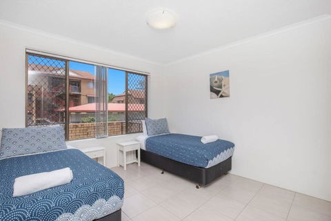 Absolute Beachfront Apartment! - Accommodation Georgetown 2