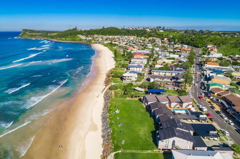 Absolute Beachfront Apartment 9T - Accommodation Georgetown 1