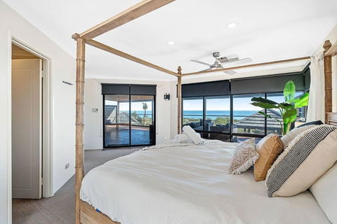 Absolute Oceanfront Retreat - Accommodation Georgetown 4