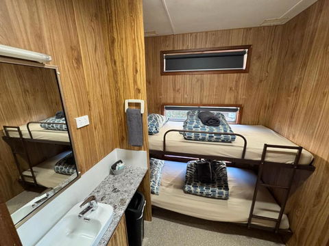Acacia Caravan Park & Holiday Units - Accommodation Georgetown 3