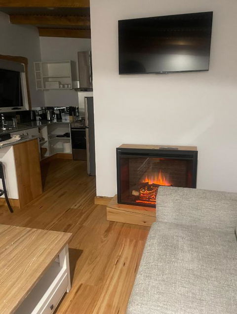 Acacia Hills Retreat - Accommodation Georgetown 2