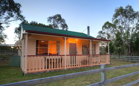 Accommodation Creek Cottages & Sundown View Suites - Accommodation Georgetown 3
