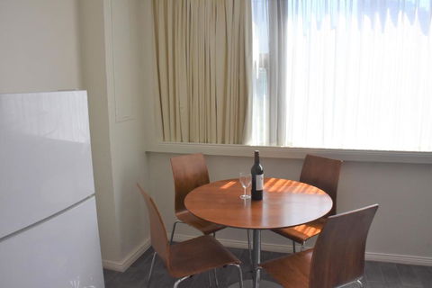 Accommodation Sydney CBD - Hyde Park Plaza Park View 38 College Street Studio Apartment - Accommodation Georgetown 2