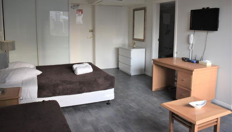 Accommodation Sydney CBD - Hyde Park Plaza Park View 38 College Street Studio Apartment - Accommodation Georgetown 3