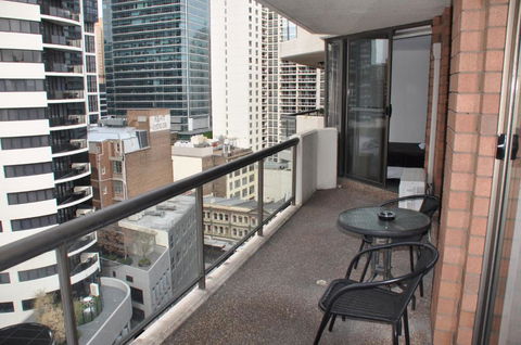 Accommodation Sydney - Kent Street Sydney CBD Top Floor 2 Bedroom Apartment With Balcony - Accommodation Georgetown 2