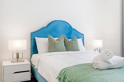 Accor Stadium Luxury - 3 Bed 2 Baths, Sleeps 6, Pool, Parking If Available- NO PARTIES - Accommodation Georgetown 2