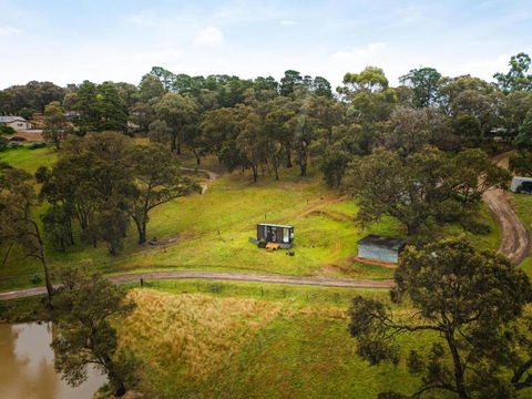 Acre Away By Tiny Away - Accommodation Georgetown 1