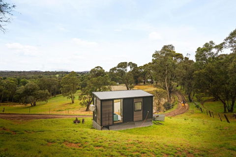 Acre Away By Tiny Away - Accommodation Georgetown 4