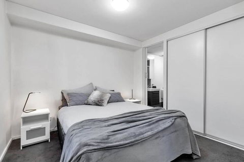 Adelaide CBD, East End Delight! Wifi, Central, Cafe - Accommodation Georgetown 1
