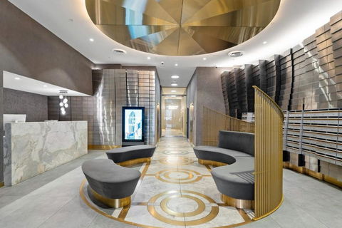Adelaide CBD Oasis - 2BR Realm Retreat - Level 19 - Accommodation Georgetown 4