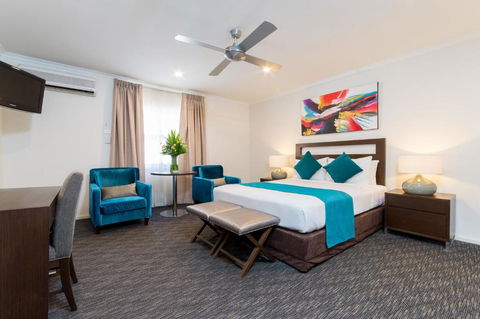 Adelaide Royal Coach - Accommodation Georgetown 2
