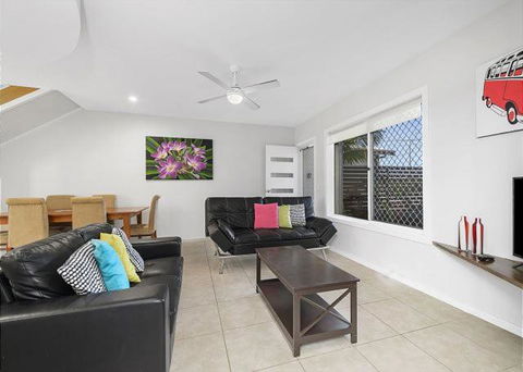 Adrift, 5B Scott Street - Accommodation Georgetown 4