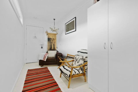 Adrift - Pet-friendly - 5 Min Walk To Bay - Rustic Charm - Accommodation Georgetown 4
