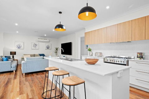 Aerial Beach House 2 - Accommodation Georgetown 3