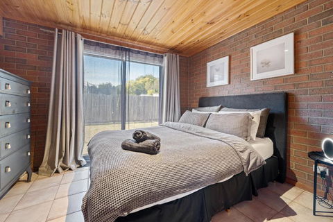 Affordable GEM In The Heart Of Inverloch - Accommodation Georgetown 4