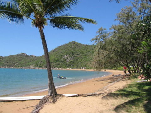 AFFORDABLE ISLAND ESCAPE! Queen Studio, Nelly Bay - Accommodation Georgetown 4