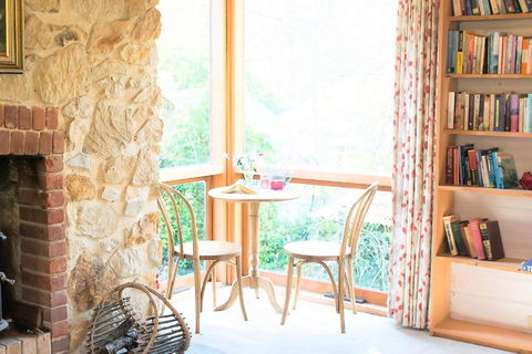 Adelaide Hills Camellia Cottage Wifi - Accommodation Georgetown 1
