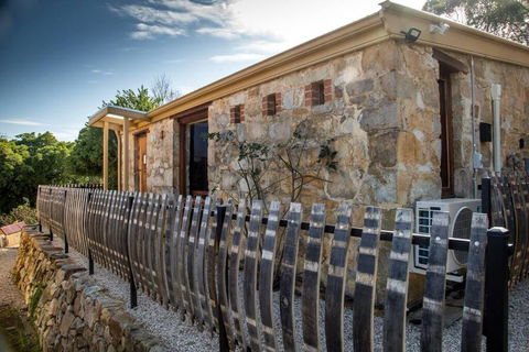 A Romantic Uraidla Studio - Accommodation Georgetown 0