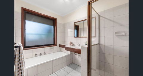 A Room In Mill Park - Accommodation Georgetown 2