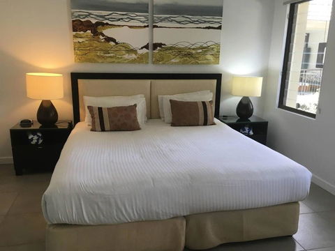Amazing Rooftop Resort Experience With Hot Tub - Accommodation Georgetown 2