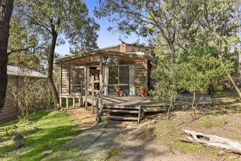 Aireys 15 - Accommodation Georgetown 0