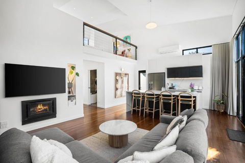 Aireys Inlet Getaway - Accommodation Georgetown 0