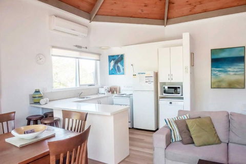Aireys Inlet Getaway - Accommodation Georgetown 2