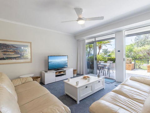 Albacore 1 12 Ondine St Nelson Bay - Accommodation Georgetown 1