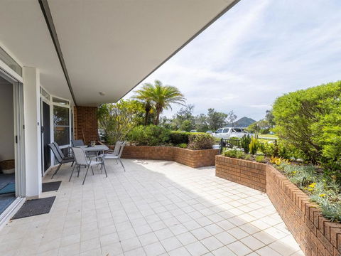 Albacore 1 12 Ondine St Nelson Bay - Accommodation Georgetown 3