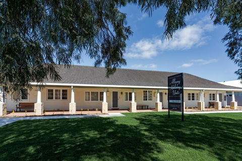 Albany Holiday Units - Accommodation Georgetown 0