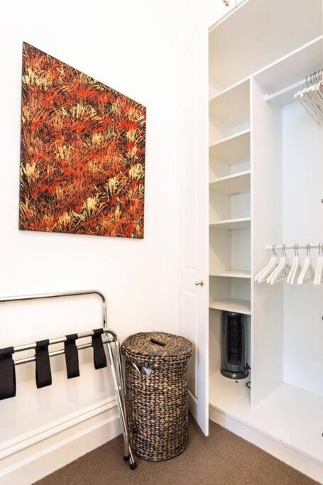 Albert Park Victorian House With Style And Art Gallery - Accommodation Georgetown 2