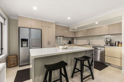 Albion Blue By Experience Jervis Bay - Accommodation Georgetown 4