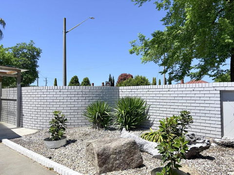 Albury Garden Court Motel - Accommodation Georgetown 1
